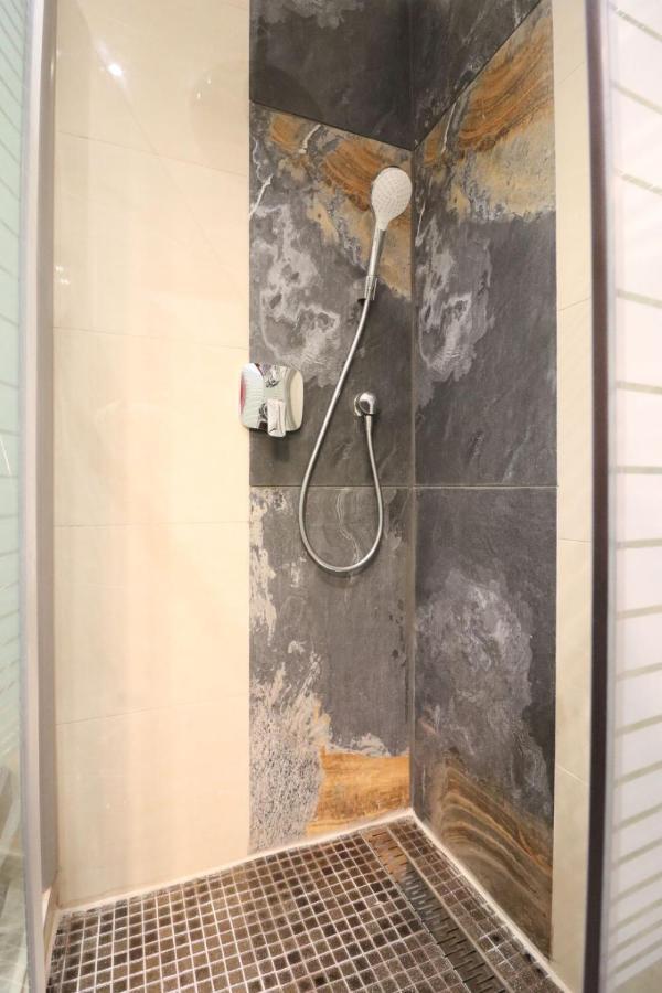 Ziti Citi Budapest Apartment ภายนอก รูปภาพ