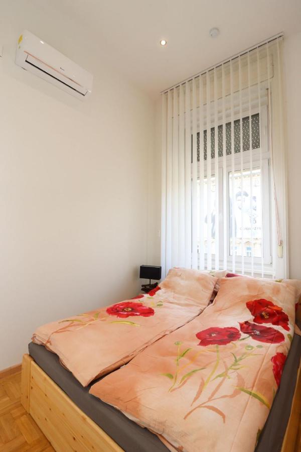 Ziti Citi Budapest Apartment ภายนอก รูปภาพ